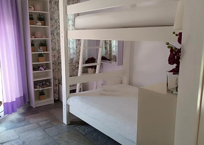 Casa vacanze By Far The View In Sani Resort! *