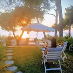 By Far The View In Sani Resort! סאני ביץ'