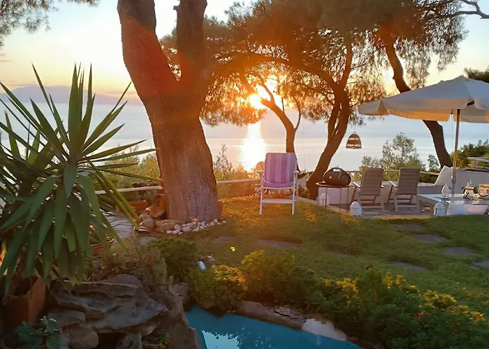 By Far The View In Sani Resort! Сasa de vacaciones